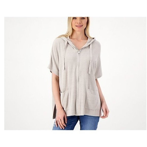 Barefoot Dreams Tops - Barefoot Dreams CozyChic Ultra Lite Short Sleeve Zip Up Hoodie